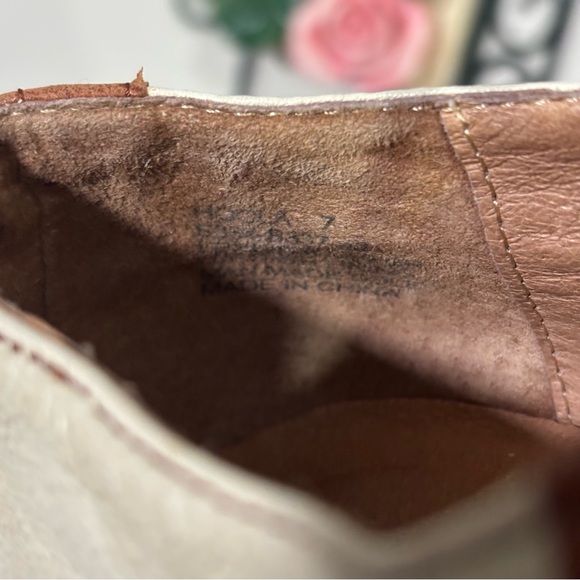 Vintage Miz Mooz Two Tone Brown & Cream Leather Oxford Heeled Shoes Size 7 - Picture 6 of 6